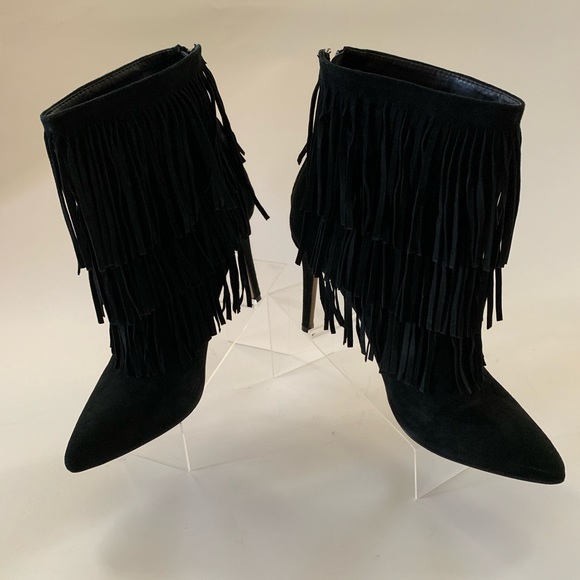 Steve Madden - Picture 1 of 4